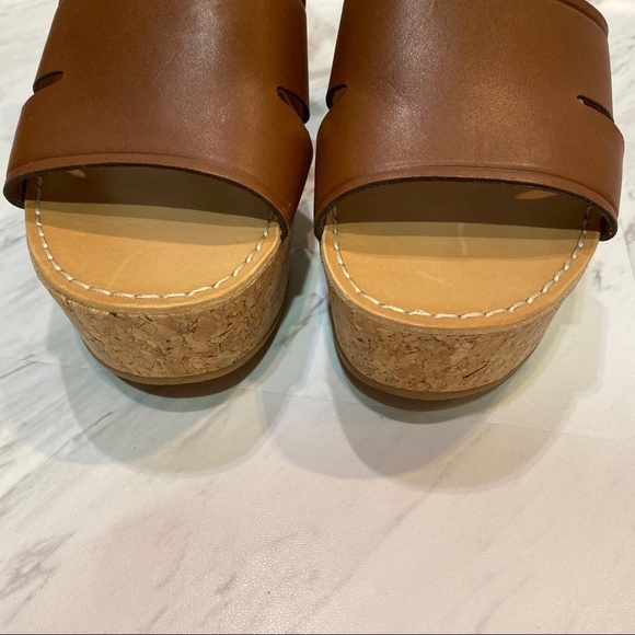 Dolce Vita Cork Linda Brown Platform Sandals - Picture 6 of 10